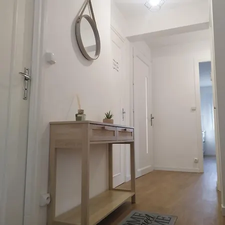 Maison En Bord De Meuse Aux Portes De La Rn4 * Ourches-sur-Meuse