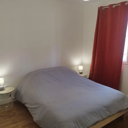 Maison En Bord De Meuse Aux Portes De La Rn4 * Ourches-sur-Meuse